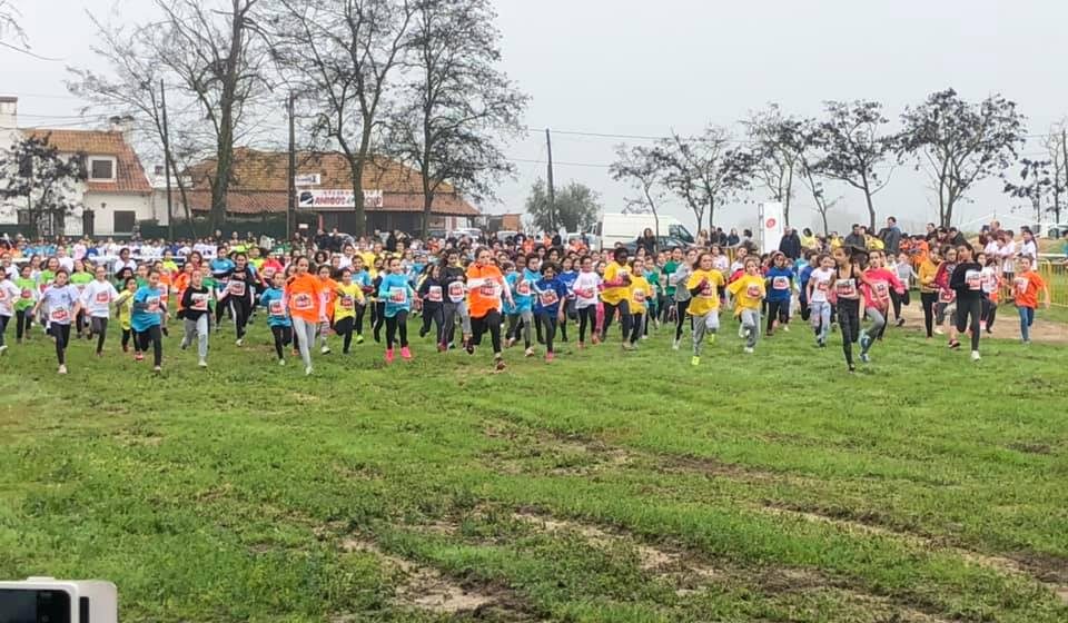 Corta-mato escolar no dia 18 de janeiro em Almeirim