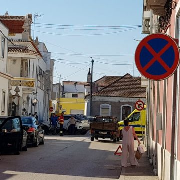 Acidente em Almeirim com ambulância