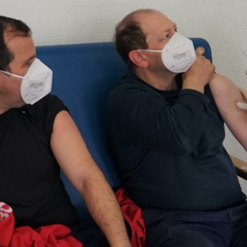 Bombeiros Voluntários de Almeirim começam a ser vacinados
