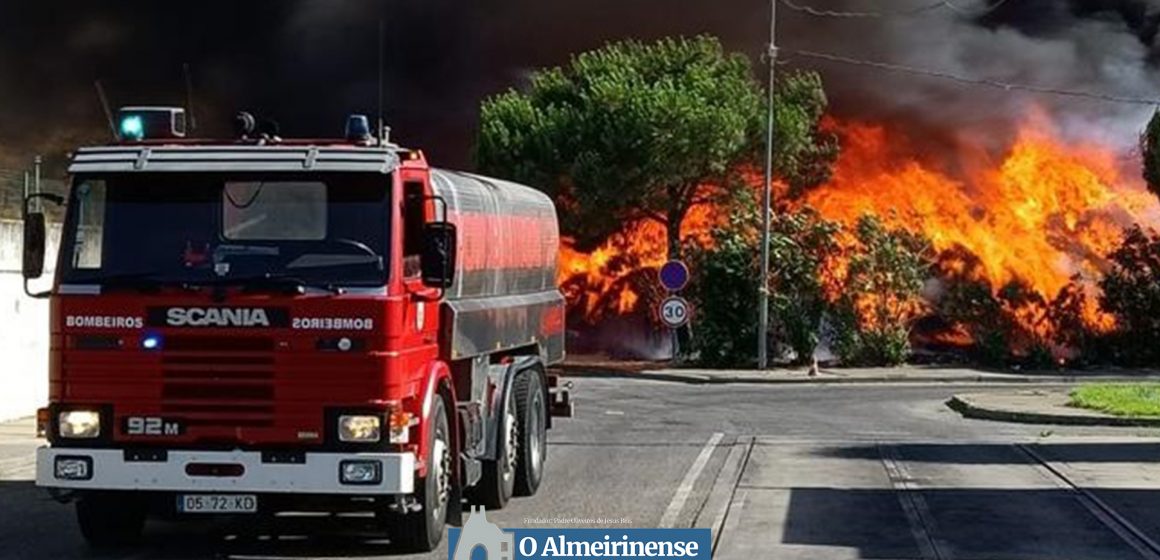Incêndio no aterro da Raposa não afetou Ecolezíria