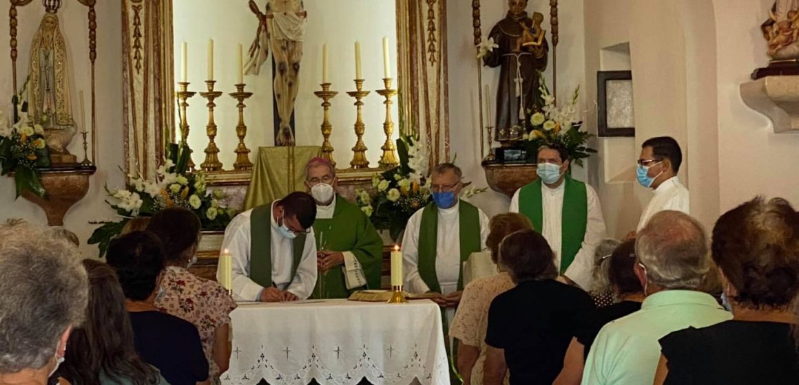 Padre Bruno Filipe toma posse em Fazendas e Raposa