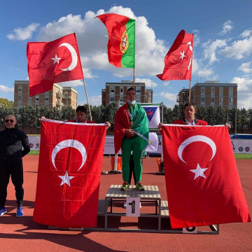 Bruno Leitão conquista mais duas medalhas e vai ao Mundial