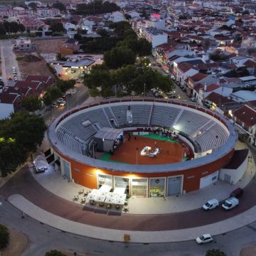 Agrupamento de Escolas de Almeirim assinala 50 anos da revolução com diversas iniciativas