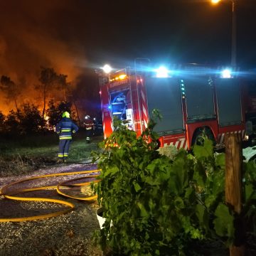 Alerta especial vermelho para o risco de incêndio mantém-se nos próximos dias