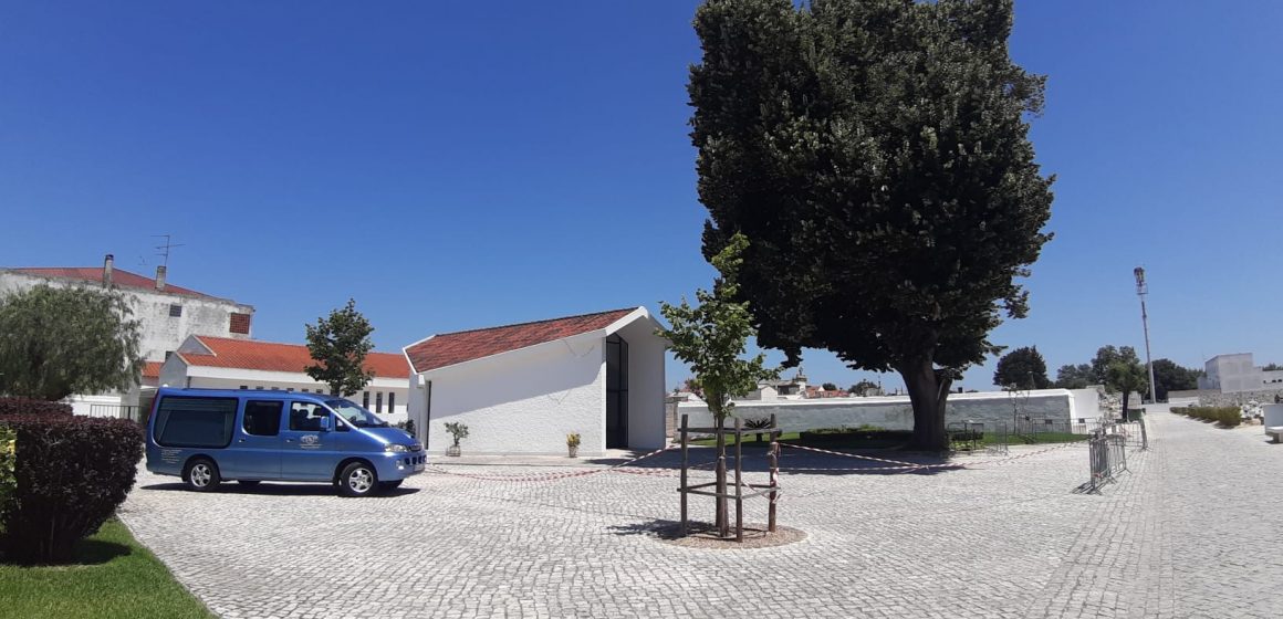 Junta de Freguesia de Almeirim altera horário dos funerais