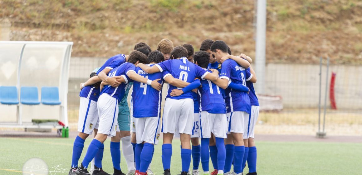 uniao de almeirim juvenis U. Almeirim com equipa técnica definida e arruma casa