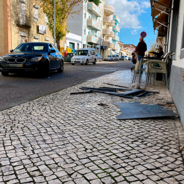 Acidente aparatoso condiciona trânsito em Almeirim