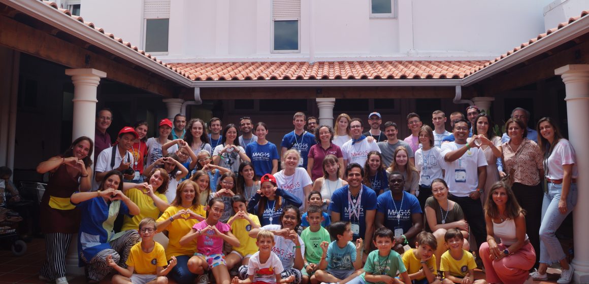 Encontro Mundial da Companhia de Jesus reúne jovens de todo o mundo em Almeirim