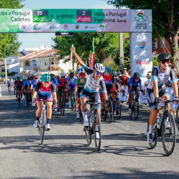 Marta Carvalho vence 1ª etapa da Volta a Portugal Feminina