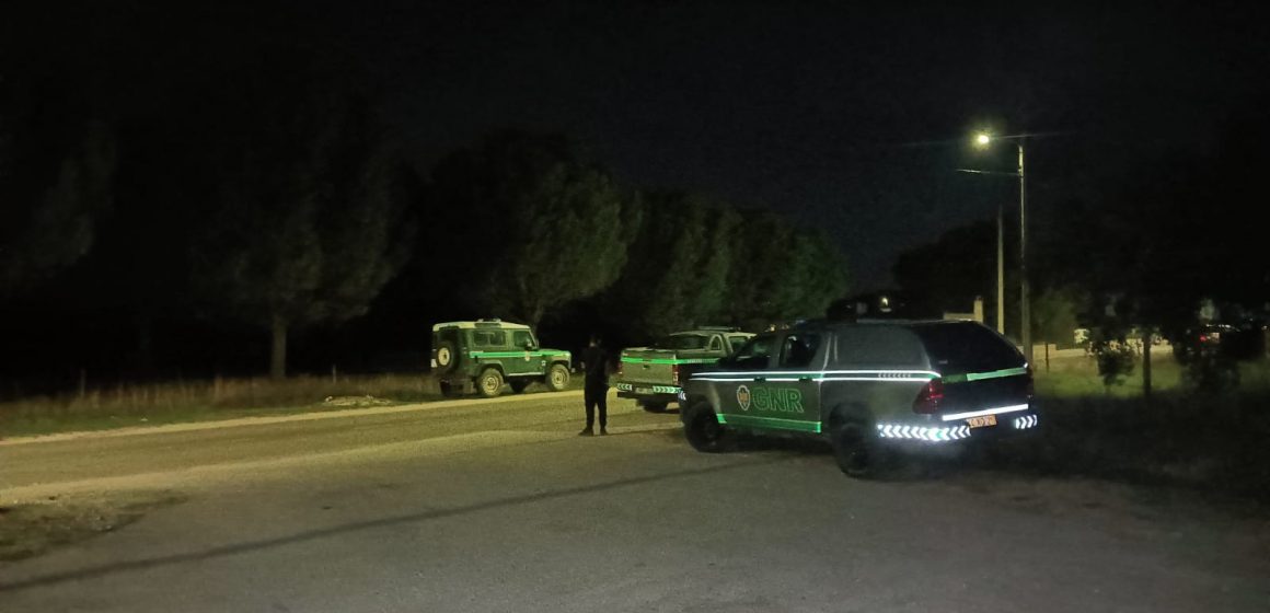GNR termina encontro de carros em Marianos. Há detidos e vários carros apreendidos