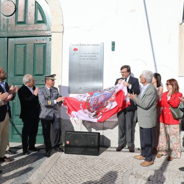 Santarém coloca chaimite na fachada da EPC e inaugura placa evocativa da saída da Coluna Militar