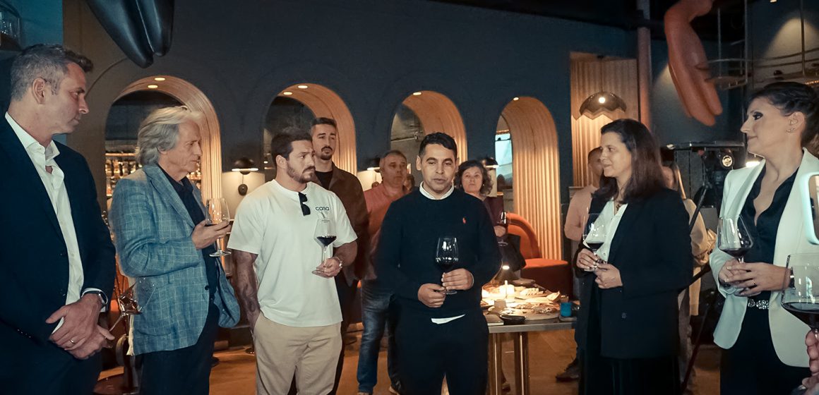 Márcio Sampaio apresenta vinho ‘Márcio Sampaio em campo’