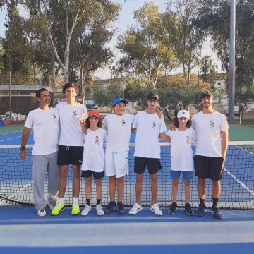 Equipa de Sub16 do Ténis Almeirim sagra-se campeã regional só com vitórias